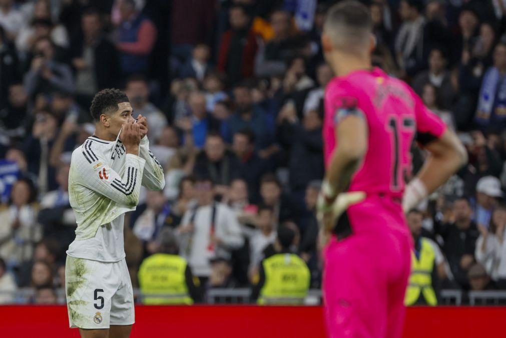 Real Madrid vence e fica a um ponto do Barcelona e do comando da Liga espanhola