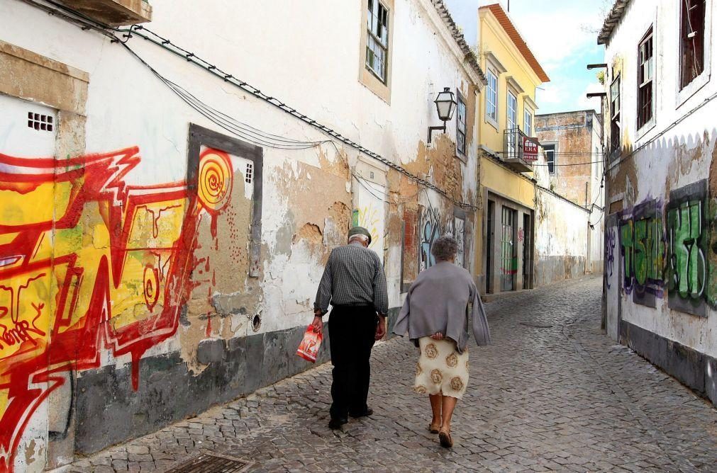 Complemento solidário para idosos aumenta em janeiro