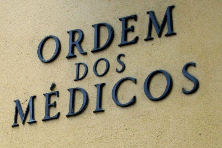 Ordens dos Médicos e Psicólogos propõem à DGS norma para prática de psicoterapia