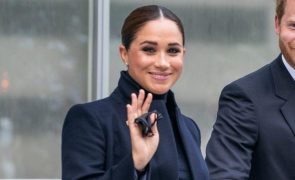 Meghan Markle - Novamente sem Harry, dá que falar em look valioso