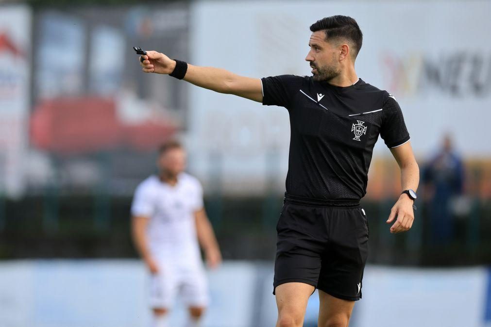 João Gonçalves sobe a árbitro internacional em ano de novo recorde para Portugal