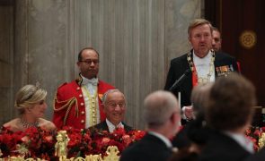 Rei Willem-Alexander aponta Portugal como 