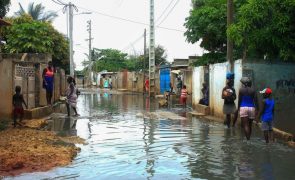 Um morto e mais de cem famílias desalojadas em Luanda devido às chuvas