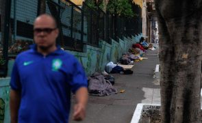 População sem-abrigo no Brasil mais do que duplica nos últimos cinco anos