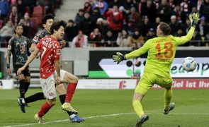 Líder Bayern Munique sofre primeira derrota na Liga alemã