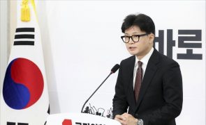 Líder do partido no poder na Coreia do Sul anuncia demissão