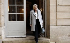 Le Pen considera método do novo PM francês 