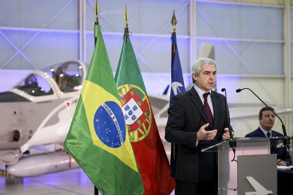 Ministro destaca retorno financeiro das aeronaves Super Tucano entregues até 2026