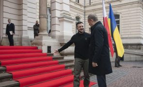 Zelensky pede ao Ocidente para ajudar urgentemente no campo de batalha