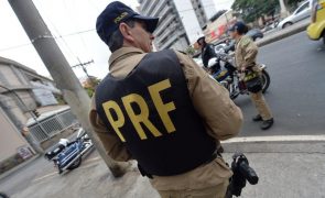 Polícia brasileira faz operação conjunta com a Alemanha contra tráfico de droga