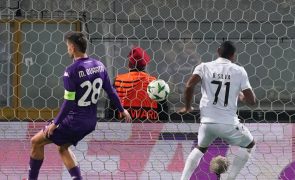 Vitória de Guimarães empata com Fiorentina e confirma 'oitavos' da Liga Conferência