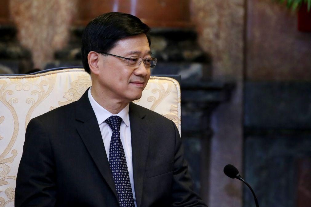 Líder de Hong Kong saúda novo Governo de Macau e promete continuar cooperação