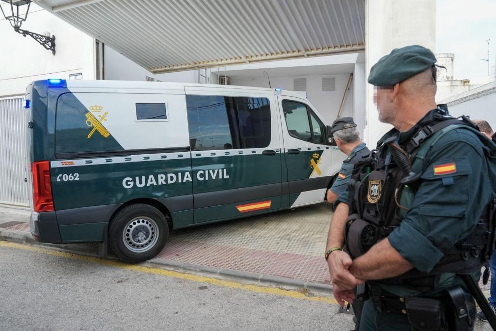 Guardia Civil espanhola desmantela grupo que assaltava joalharias em Portugal