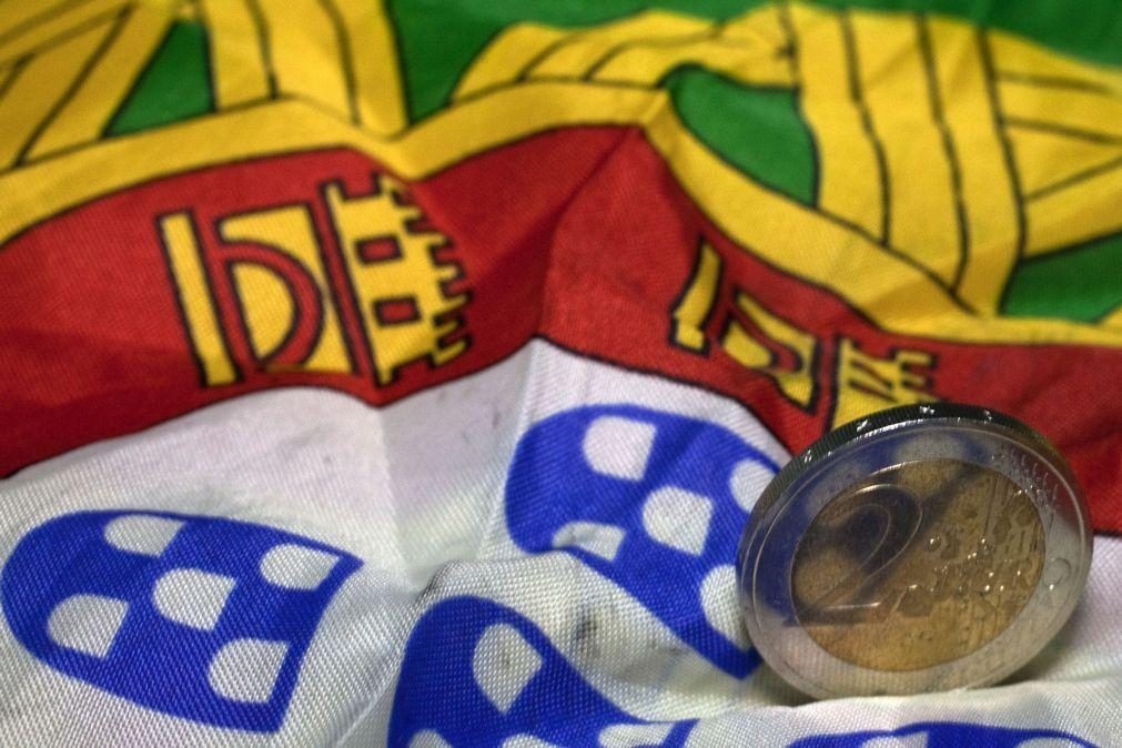 Juros da dívida de Portugal descem a dois, a cinco e a 10 anos