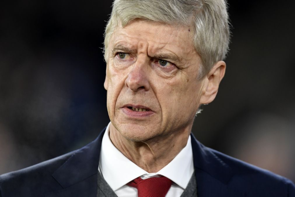 Treinador do Arsenal acusado pela Federação inglesa de atos impróprios para com árbitro