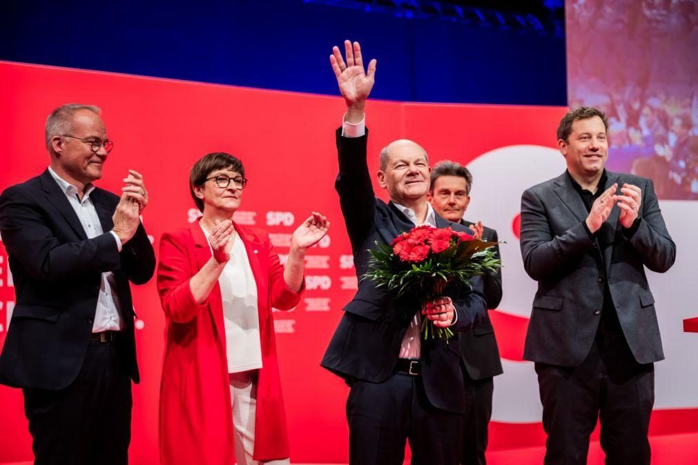 Scholz eleito como candidato do SPD para eleições antecipadas de 23 de fevereiro