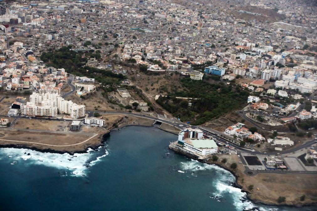 Partido no poder em Cabo Verde aponta ilegalidade durante feriado na capital