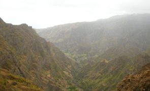 Turista francesa sofre amputação de braço devido a acidente em Cabo Verde