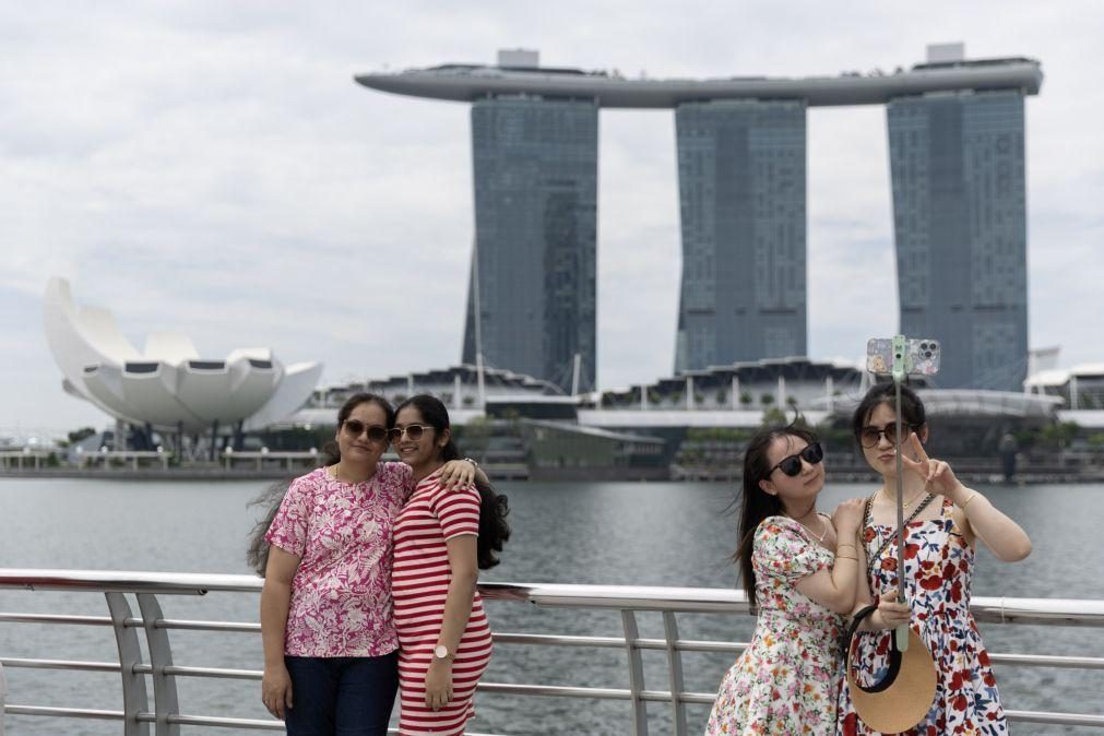 Singapura nega ligação a alegada compra ilegal de chips pela chinesa DeepSeek