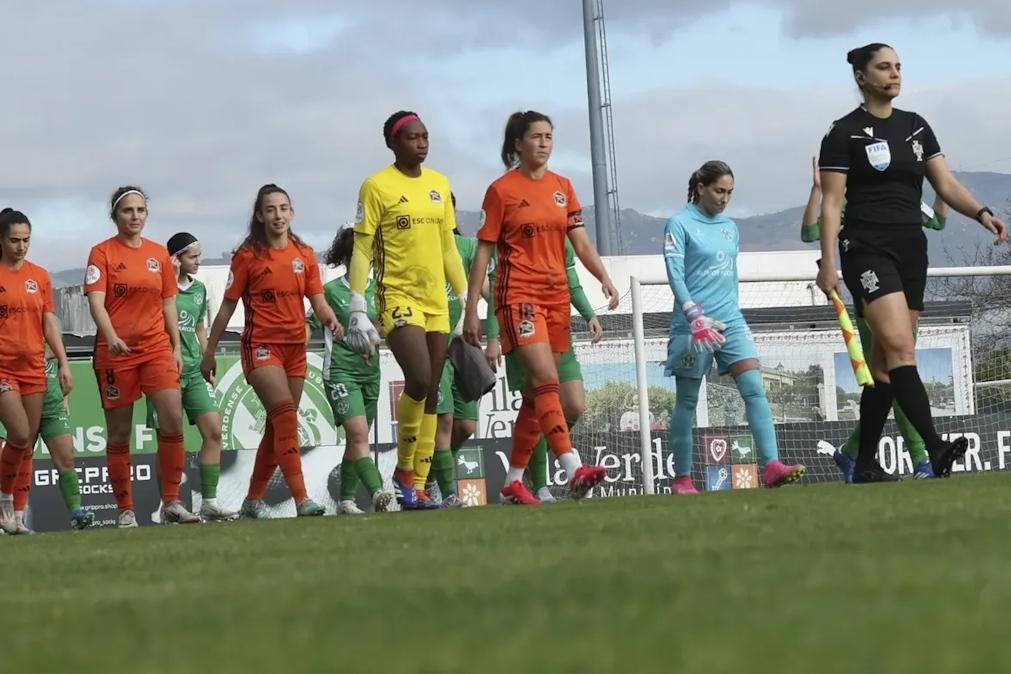 Quais os países onde o futebol feminino está a crescer mais