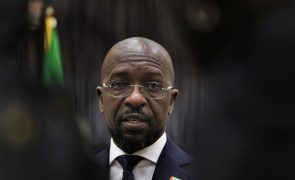 Ministro da Defesa de Moçambique admite que protestos criaram 