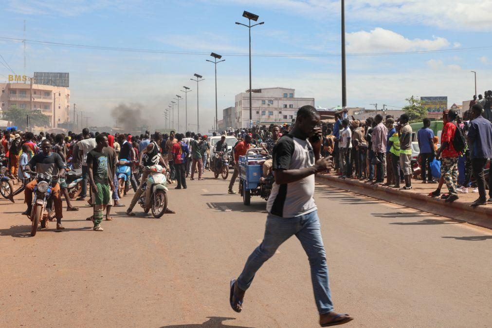 Ataque 'jihadista' no Mali causou pelo menos 10 mortos