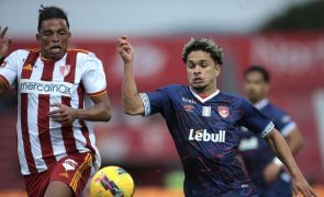 Santa Clara vence na visita ao AVS por 2-1