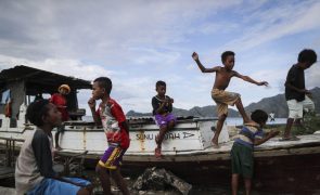 Timor-Leste gasta oito dólares por cada dólar que arrecada -- Banco Mundial