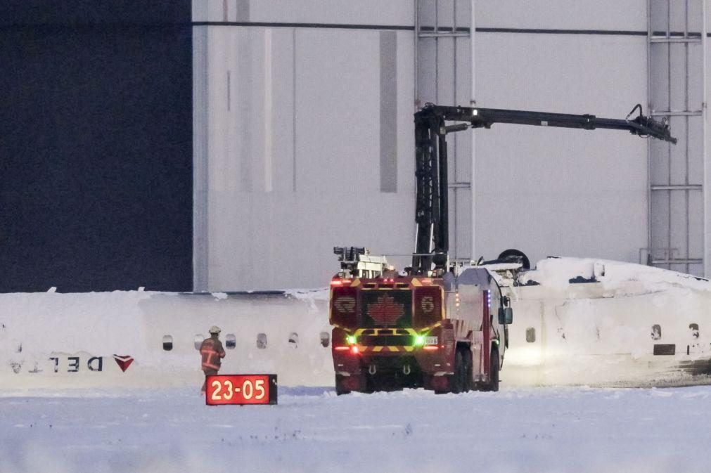 Novas imagens revelam que avião acidentado em Toronto embateu inicialmente no solo