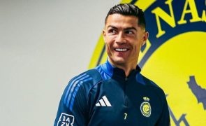 Cristiano Ronaldo Jato privado do futebolista preso no aeroporto de Manchester