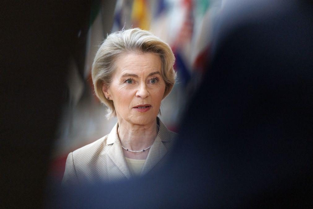 Von der Leyen pede entrega imediata de mais armas e munições à Ucrânia