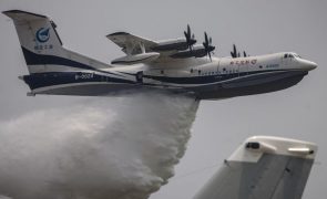 Avião anfíbio chinês que é o maior do mundo conclui testes de certificação de voo