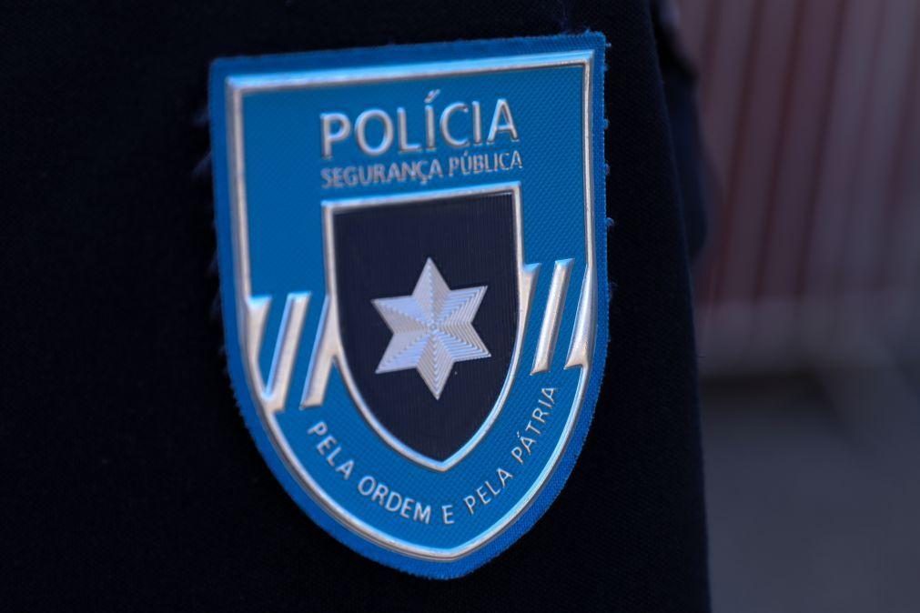 Chefe da PSP em prisão domiciliária com vigilância eletrónica por alegada violência doméstica