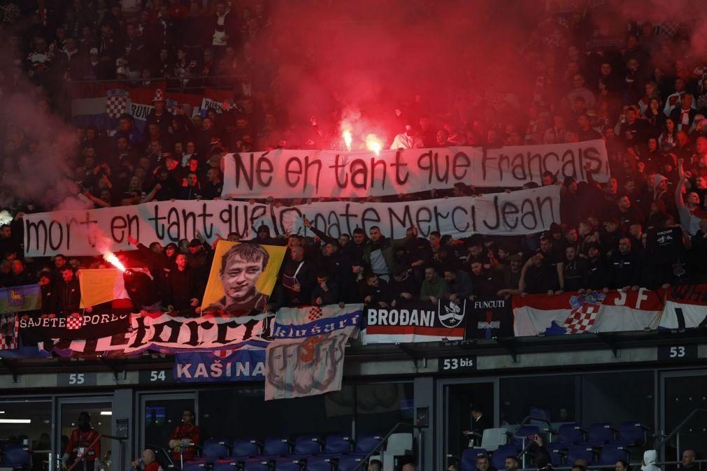 Sete detidos por terem feito saudação nazi durante o jogo França-Croácia
