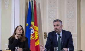 Pedro Nuno aponta saúde como 