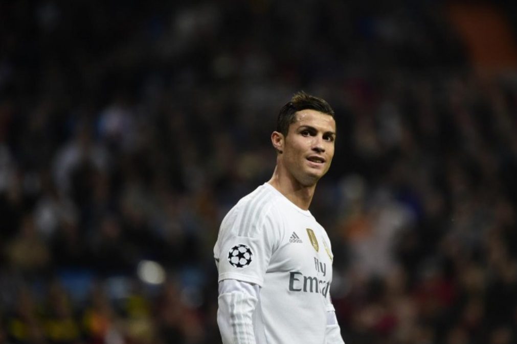 Cristiano Ronaldo continua impedido de jogar futebol, mas o castigo pode não ficar por aí