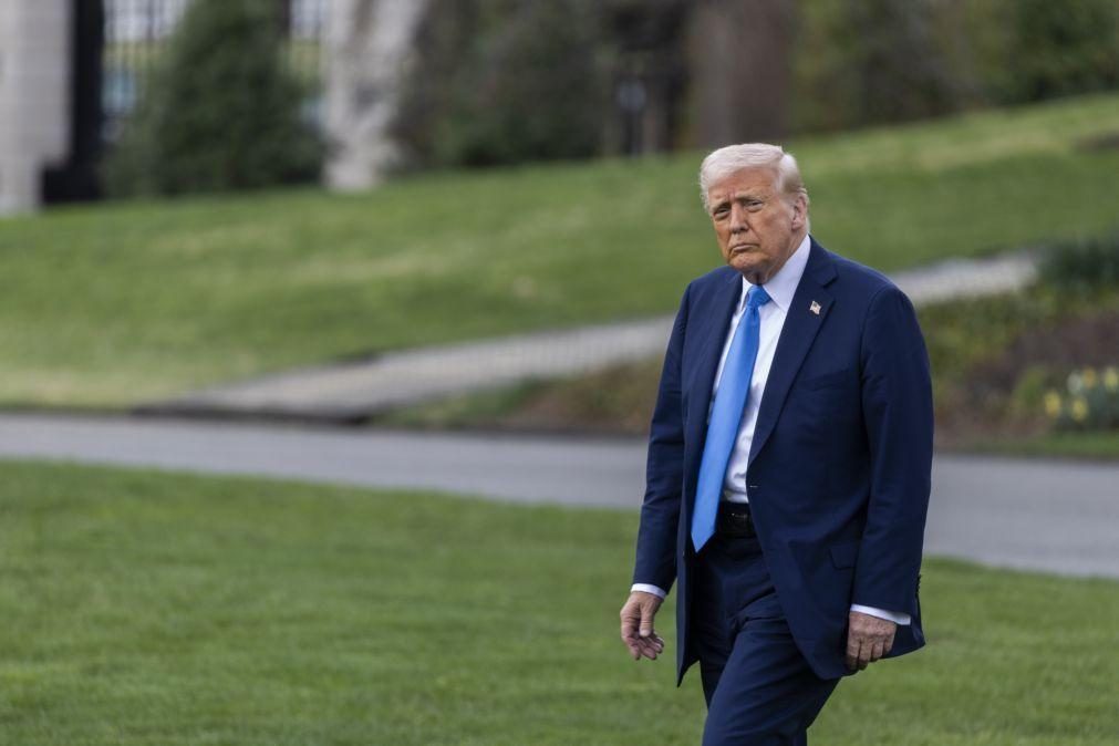Trump ameaça que