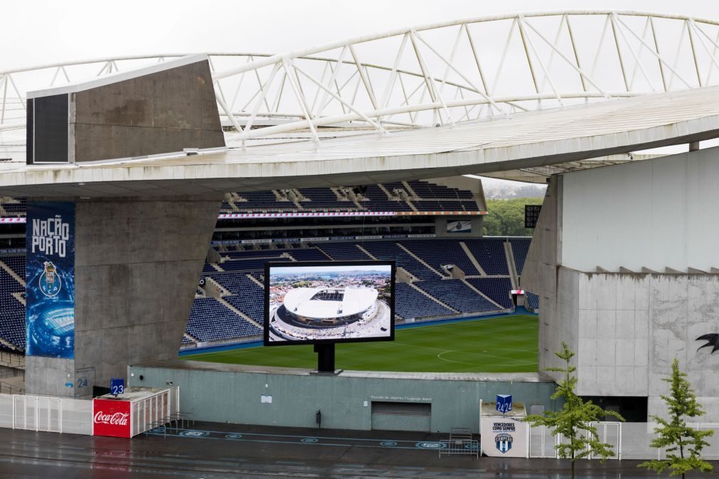 FC Porto vai questionar Liga sobre negócios de Rui Costa e Reinaldo Teixeira