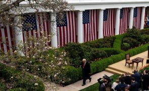 Bolsas europeias abrem em queda após Trump anunciar tarifas