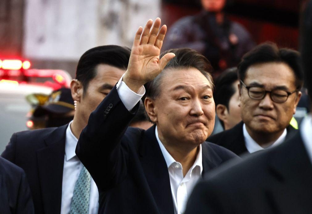 Ex-presidente da Coreia do Sul Yoon Suk-yeol pede desculpa após destituição