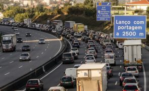 Condutores em excesso de velocidade em março mais do que duplicaram face a 2024