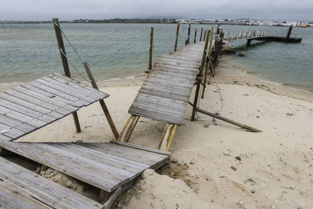 Praia da Fuseta precisa de intervenção urgente para ser utilizada no verão