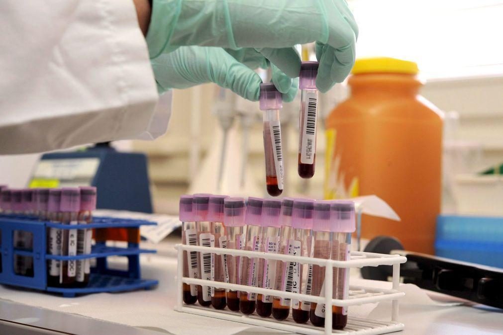 Cientistas criam teste sanguíneo que permite detetar precocemente doença de Parkinson