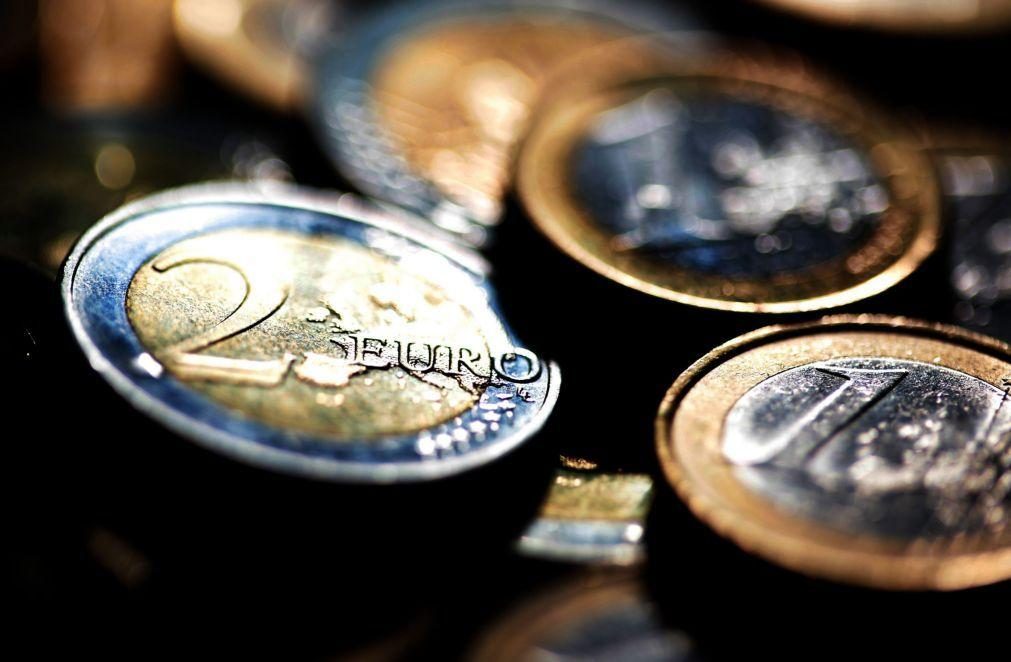 Euro supera os 1,1450 dólares, recorde em mais de três anos