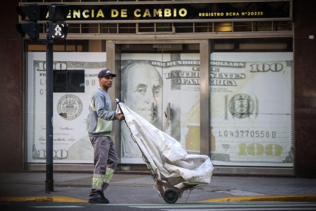 Argentina obtém 42 mil milhões de dólares de instituições financeiras internacionais