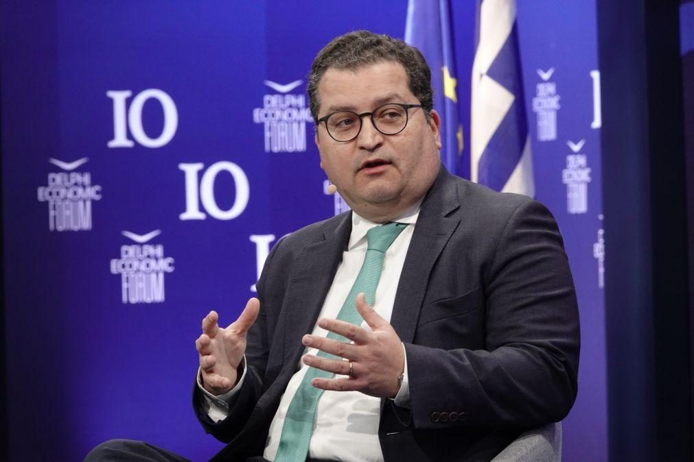 Governo escusa-se a apontar prazo para meta de 2% do PIB em defesa mas garante esforços