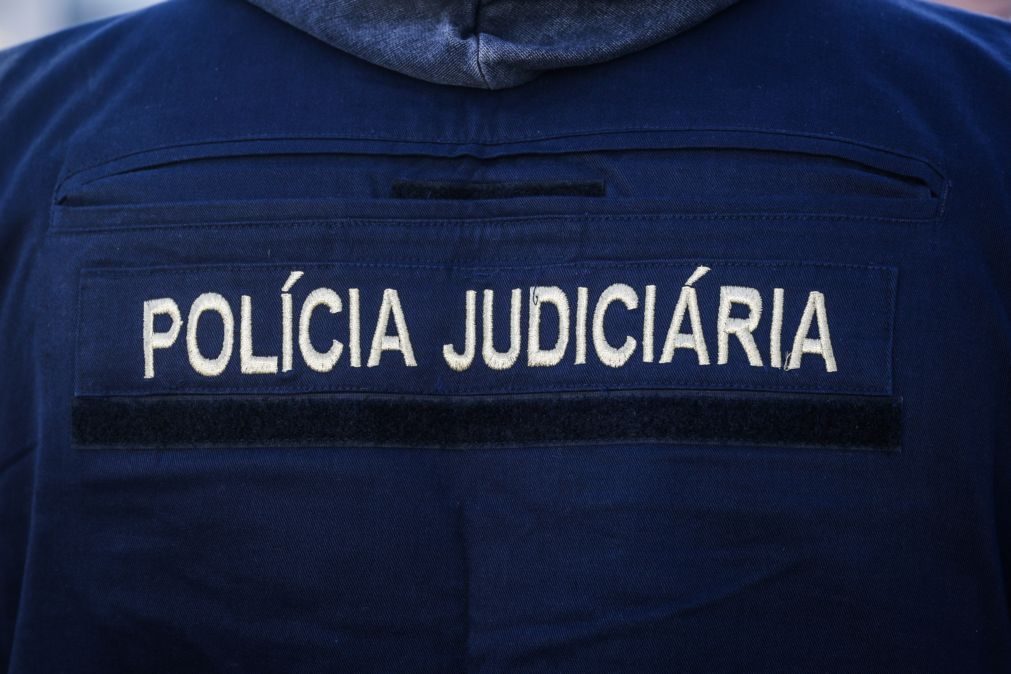 Detido jovem de 17 anos autor de homicídio de mulher no Cacém