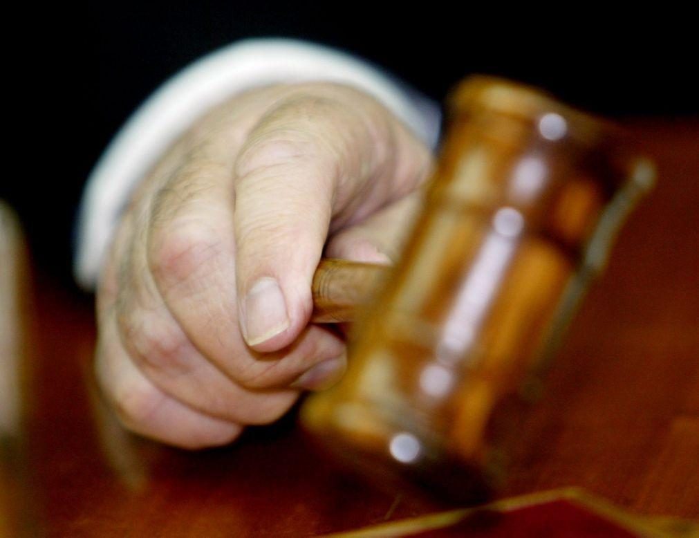 Mais duas decisões judiciais dão razão a docentes que pedem reingresso na CGA