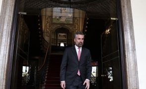 Pedro Nuno promete aumentos permanentes das pensões sempre que economia permitir