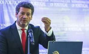 Ventura acusa Pedro Nuno de querer enganar os portugueses e ser um homem 